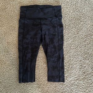 Size 12 black camo lulu lemon leggings